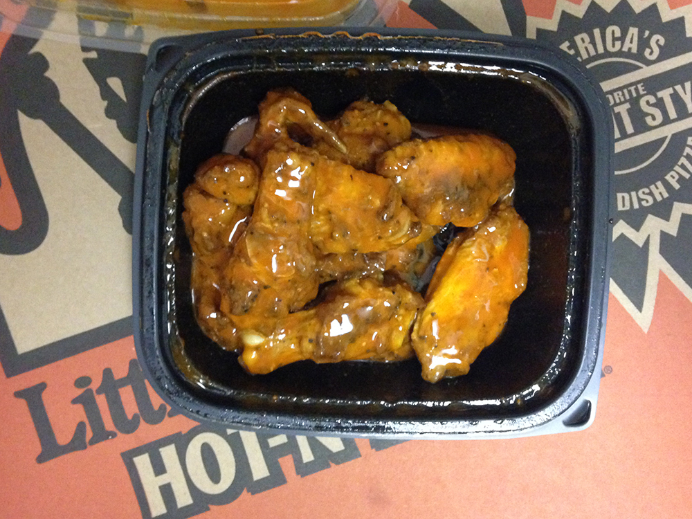 Little Caesars STL Wing Review